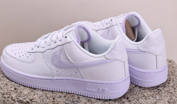 Air Force 1 07 White Barely Grape White/Barely Grape CU3449-100