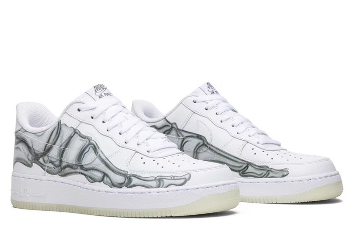 Nike Air Force 1 Low QS 