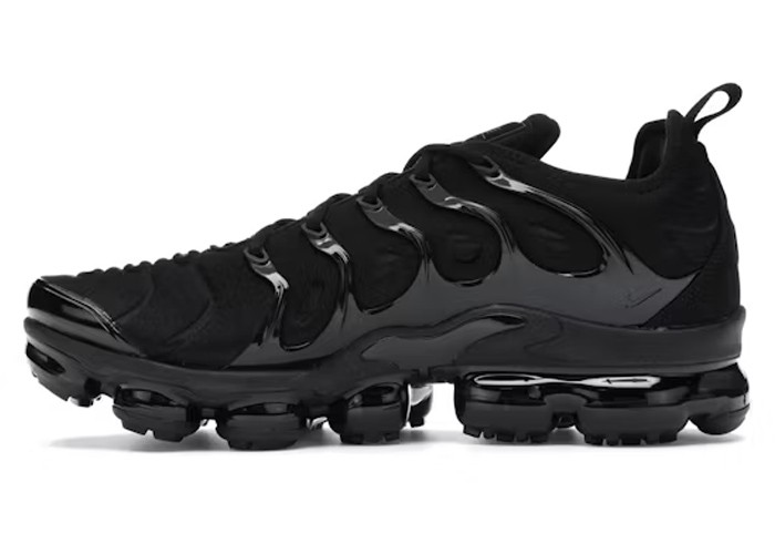 Nike Air VaporMax Plus Triple Black