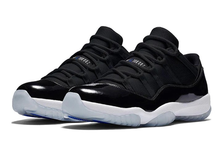 Air Jordan 11 Low 