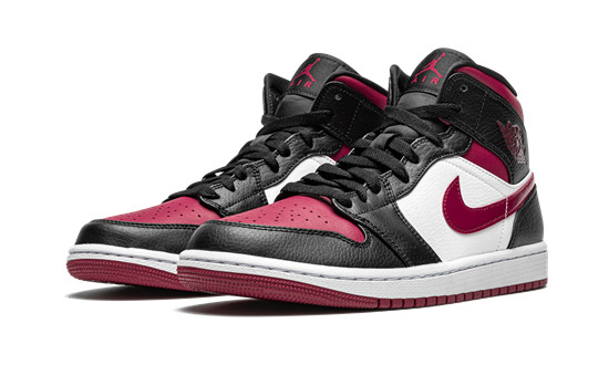 Air Jordans 1 Mid “Bred Toe”    5554724-066