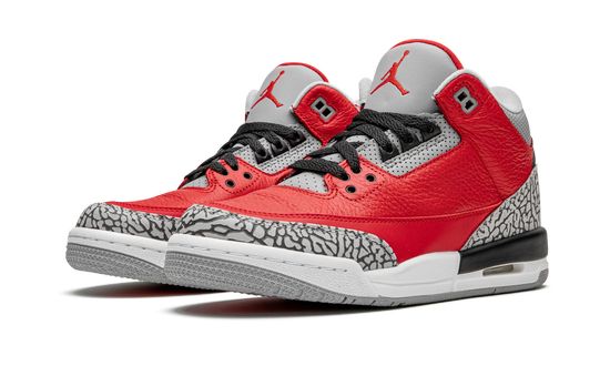 Air Jordans 3 Retro ‘Red Cement’ CT8532-104